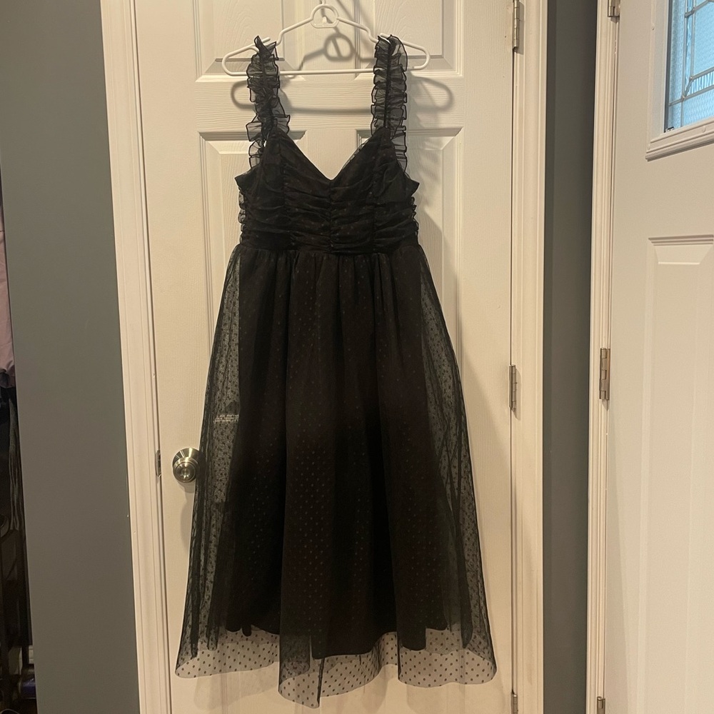 Lulu’s Black Tulle Midi Dress